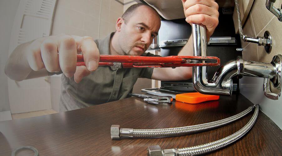 Professional sink repair in Ipava, IL